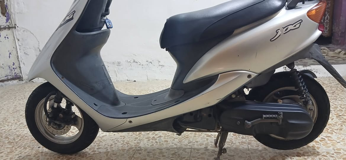 دراجه للبيع عصفوريه  السعر750 العنوان بغداد الرشاد الشراي يتصل بلرقم ***********

