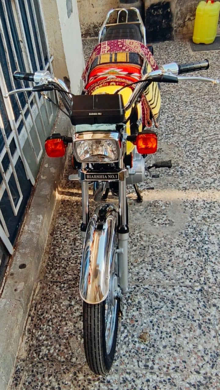 سلام عليكم اربعه كير مديل 2026 كفاله عامه دراجه طالعه شهر 11 اوراق سكنر  كامله مكمله اي نقص مابيها مكاني كربلاء 
للاستفسار ***********
