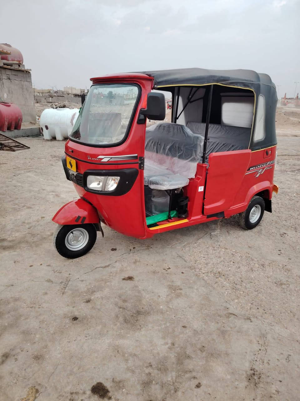 مديل 23 زيرو بصمه رقم وسنويه مستلم لوحات تكتك كفاله رقم بصره السعر 9300 العنوان بصره ***********
