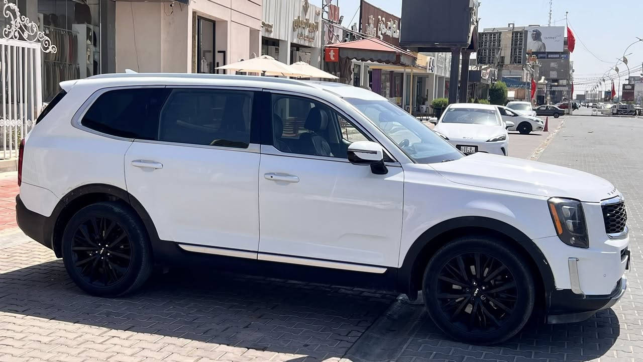 السلام عليكم اخوان - اقرة المنشور قبل اي تعليق
كيا تليورايد موديل 22 فئه Sx 
اعلى مواصفات بالتليورايد 
مواصفاتها معروفه 
بيها بيبان ثنين جهه السايق تبديل فقط 
والجاملغ الخلفي تصليح نفسه 
وبيها طخات بسيطه بالصفحه الثانيه بدون تبديل وكصه القمارة 
يعني بيها تبديل بيبان 2 فقط 
بجم كبس بلادي شركه 
كفاله گير ومحرك
ابيع صبغ عااااام 
صور الحادث مرفقه مع المنشور 

اخوان الي ماتعجبه السيارة خلي يعبرها وكأن ما شافها 
رقم سليمانيه - تريد تحويل تريد وكاله 
السيارة مكانها نجف 
السعر 185 وبيها مجال بسيط 
بيع فقط 
للاستفسار ***********
