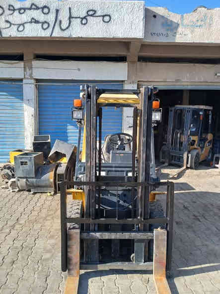 رافعه شوكيه نوع تي سي ام ياباني حموله طنين بانزين كير عادي ***********
