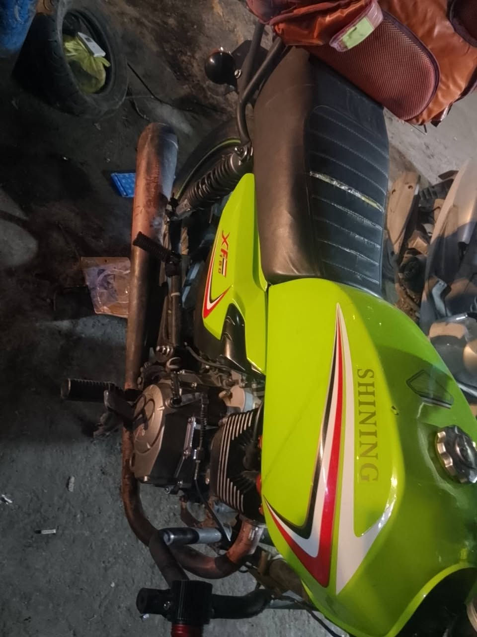 سلام عليكم شاينك موديل 23 باب اول رقم وسنويه جديد نضيفه بلواقع احله من صوره نكره سلف وهندر بأي وقت شلعه ومعدل شك الكاع مناقصها اي شي بس سايق ويطلع بيها على باب الله تخبل خوش دراجه امانت الله ورسوله لوما الضرف الي هسه مريت بي ولا ابيع بس اني توازيت وراح ابيع وان شاء الله الشراي ميشوف شرها وتجيني للبيت الله وكيلك اضيفك وتاكل وتشرب جاي فادتك فادتك ما فادتك غداك واصل وبيك خير وتأمر امر رقم ديالى مشروع وطني بأي محافضه بالك احولها الك واسف عل اطاله سعرها 1600 وبيها مجال لاخوتي الطيبين الاصيلين *********** 
*********** بغداد, العراق
