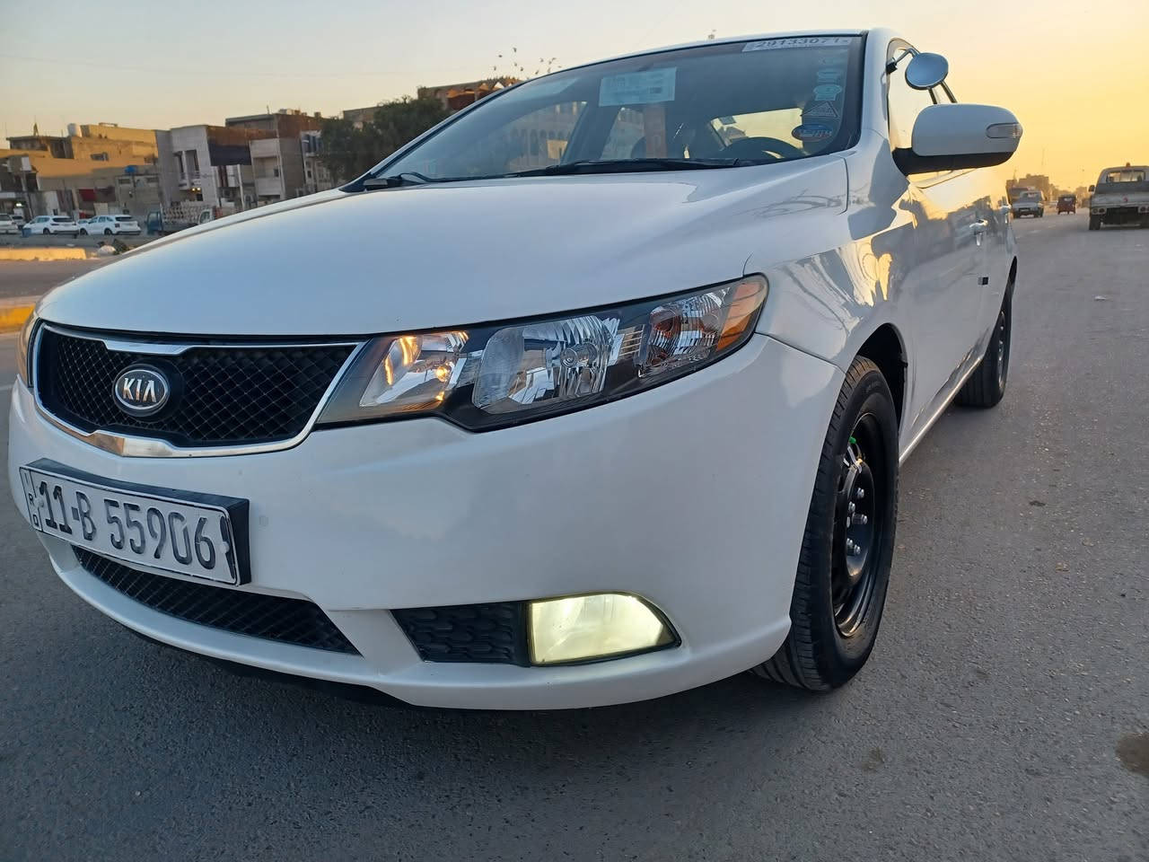 السلام عليكم كيه فورتي ٢٠١٠واردامريكي حادثه  خشم جاملغ  لمامي وخشم البنيد فقط  بدن دواخل شاصي الغد مكفول اليبل واحد  نفسه معمرات محرك ٢٠٠ دوش كير حداده صدر تخم تاير تبريد  تتفه  جاهزه اي نقص مابيهه  نفس مابصور رقم  جديد نكليزي  سنويه جديده مشروع وطني  تحويل ثاني يوم ماشي ١٥٤  المكان بغداد المدينه الصدر سعر ١٠٠ وشراي ينتصل***********
