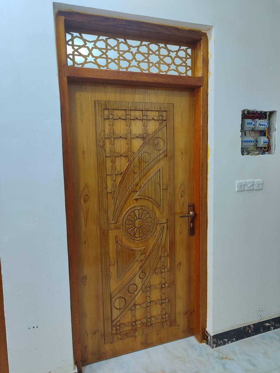 محل نجاره الود
عمل بواب خشب صاج 5مليم شغل تزكام
عنوان ميسان محموديه قرب مجمع سفير كهربائي 
شارع مشاتل ***********
