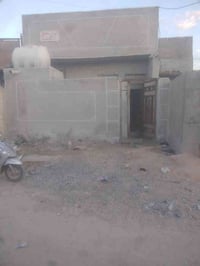 للبيع المساحه /100/الواجه 6 اله 20 سم والنزال 18/ مقابل الحسينيه الشيخ...