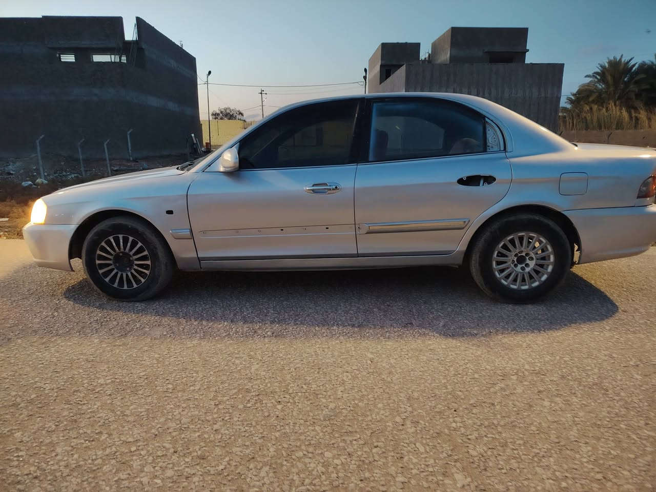 السلام عليكم اوبتيما 2001 للبيع مكفولة كفالة صبغ بس جمالية كير مكينة تبريد حدادية تخم تاير رقم بابل انكليزي سيارة جاهزة كبل للشارع التواصل على هذا رقم السعر ٤٨ ورقة   ***********
