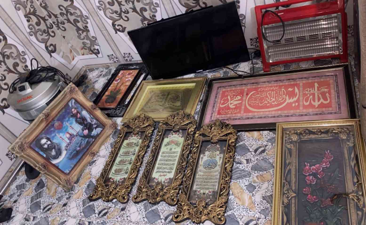 اللهم صل على محمد وآل محمد وعجل فرجهم ياكريم/مكاني طوريج
للبيع كاونتر طابقين مرمر نظيف جدا 
ثريات عدد٨ 
مبرده عدد٢ 
لوحات صوبه مكناسه عطلانه شاشه بلازما مشخوطه 
مكاني طوريج السعر عل الخاص رقم موبايل ***********
