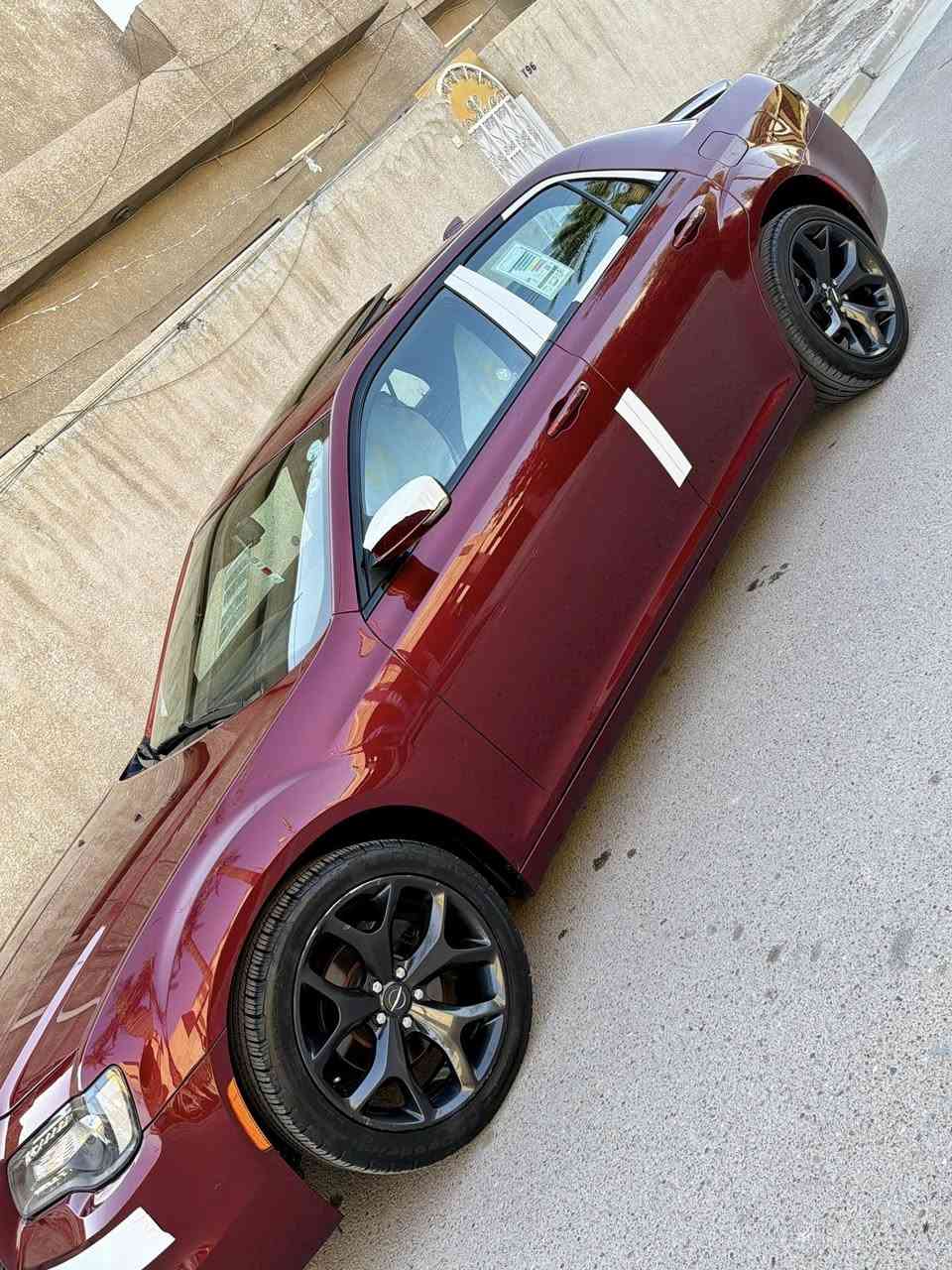 كرايسلر اوباما 2021 S كندي كلين تايتل ماشيه 59ميل :
المواصفات :
بانوراما 
رادار جانبي 
حساس امامي 
حساس خلفي 
كشنات s جلد 
كشنات كهرباء 
تدفئه كشنات 
بصمه 
تشغيل عن بعد 
شاشه جبيره 
كامره دواره 
سماعات الباين 
تبريد مناخ منفصل 
السياره فول مواصفات و مكفوله كفاله عامه من كلشي جداً جديده السياره بدون اي نقص لل استفسار الاتصال  ***********
