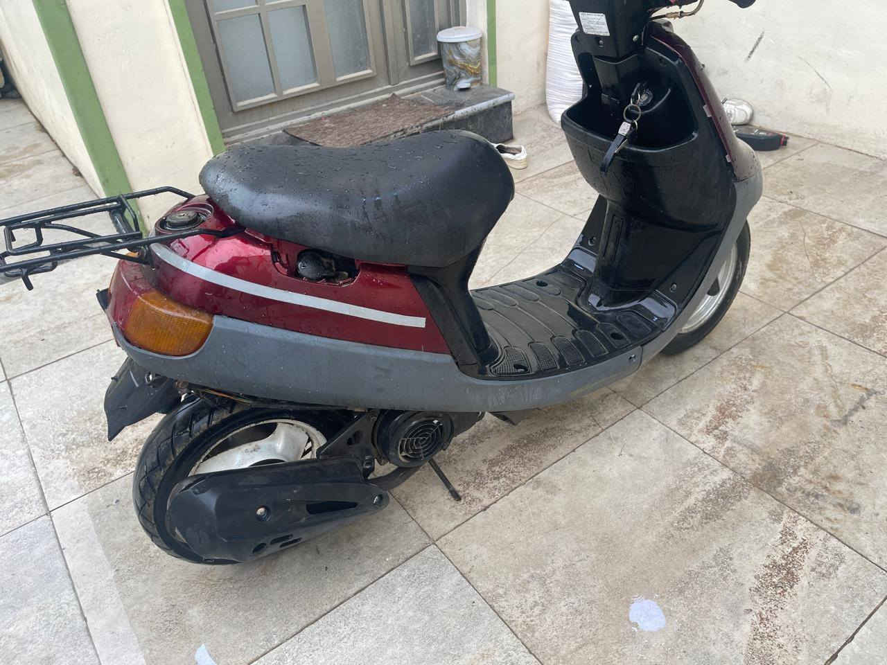 السلام عليكم شباب دراجه بطه موديل 99
مبدل محرك قبل شهرين الدراجه نظيفه كامله
نكرة سلف هندر اشاير كله شغال السعر 350 وبيها مجال للطيبين مكاني كربلاء مقابل مجمع الدره للتواصل ***********
