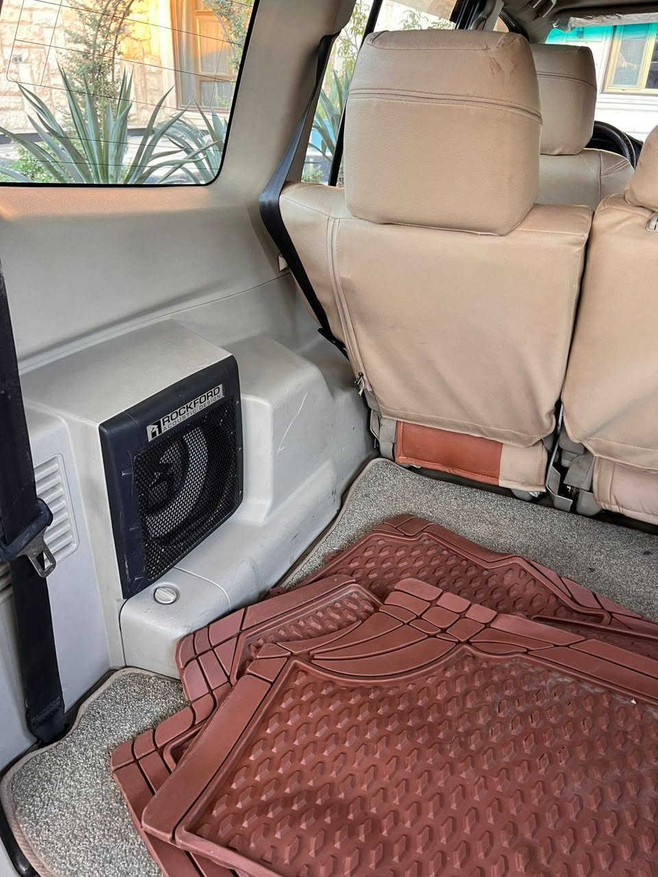 السلام عليكم باجيرو 2014 لوك جديده حبتور ام الدمام السياره اخت الزيرو سبير منازل  فول ماشيه 131 الف مكفوله كفاله عامه عده بارد تقريب شبرين حته دعاميات كفاله كشنات 2تحكم جلد مغلفه من زيرو ارضيه مغلفه رقم بغداد تحويل شرط عنوان بغداد  السعر عل خاص استفسار *********** وتساب
