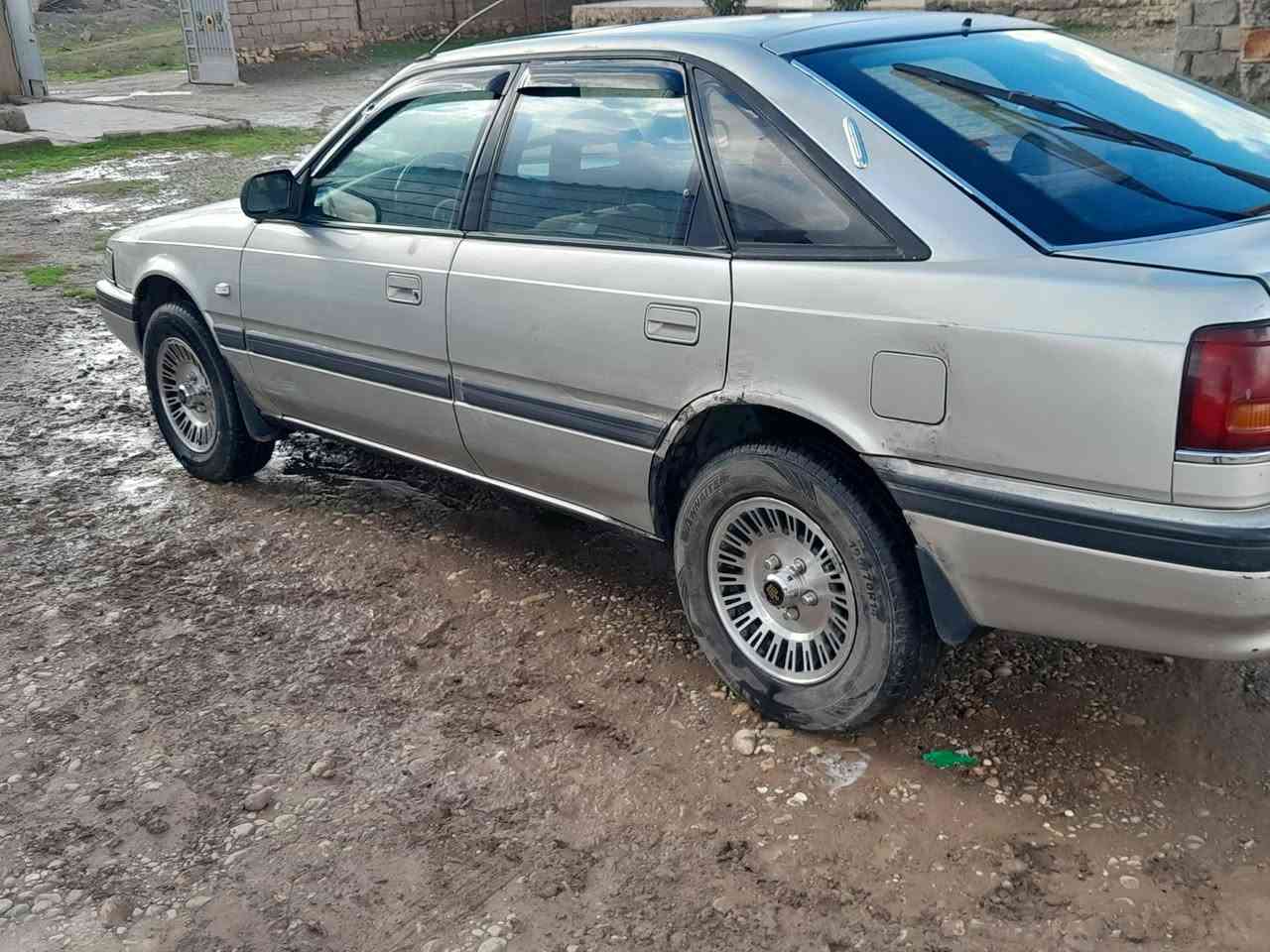 مازدا 626.  1990
8 بخ 
رقم نينوى  سنوية 29 كابون بانزين بيها 

كير ومحرك شرط لا صرف ولا نفخ 

تبريد + تدفئه .. فتحة سقف سلايت 

كهربائيات كلها شغالة… الجامات كلها كهرب 

باتري جديد… بدون ضرر

طخمها جديد… شرط تحويل 

السعر44 وبيها مجال بسيط…                        هاتف 📞 ***********
