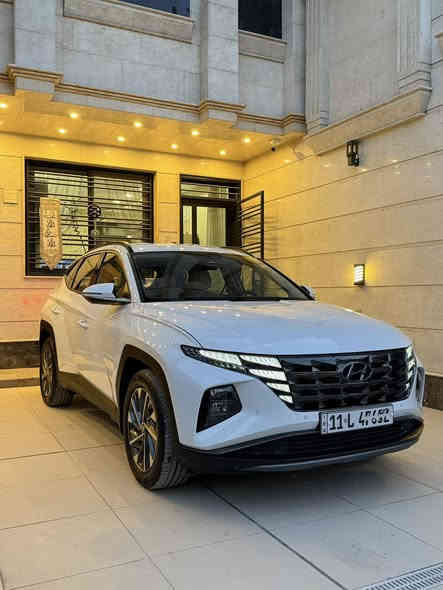 السلام عليكم 
للبيع توسان موديل 2024خليجي 
مكفوله كفالة عامة 

ماشية((((13)))) الف 

المواصفات 
شاشة جبيرة 
بردات ابواب خلفية 
محرك2000دوش
كاميرا دوارة 
كشنات 2كهرباء 
تبريد قطعتين 
وباقي المواصفات المعروفة 
السعر((((((230$))))))وبيهة مجال انشالله 
مكان السيارة بغداد شارع فلسطين المهندسين
الرقم***********
