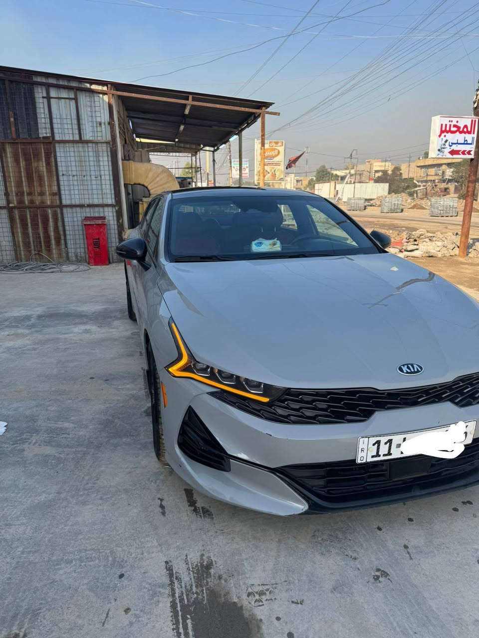 اللون : اسمنتي سموك المميز 

المحرك : 1600 تيربو 

الرقم : بغداد الجديد بأسمي تحويل مباشر 

) 

المواصفات : 

١) بصمة تشغيل + بصمة ابواب 

٢) تشغيل عن بعد  

٣) خمس وضعيات قيادة دفع رباعي  

٤) كاميرة 360 درجة 

٥) دواخل جلد احمر + الأرضية مبطنة جلد بالكامل 

ا٦) شاشة كبيرة ( المستطيلة مو المربعة ) 

٧) تدفئة كشنات 

٨) ابل كاربلي واندوريد اوتو 

٩) حساسات امامية وخلفية وجانبية 

١٠) رادارات امامية وخلفية وجانبية 

١١) نقطة عمياء 

١٢) نظام مانع تزحلق

١٣) مثبت سرعة 

١٤) تحديد مسار 

١٥) مخارج AUX +USB

١٦) بانوراما 

١٧) شاحن وايرلس 

١٨) اوتو هولد 

١٩) جنطة ذكية فتح تلقائي 

٢٠) تبريد بيانو

مكان السياره بغداد الراشديه حي الانتصار قرب مرور الحسينيه ‏‪***********‬‏ رايدها ب185 ورقة
