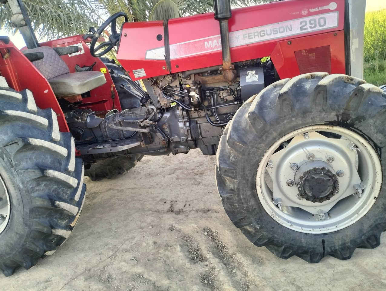 للبيع فوركسن هندي موديل 2012 مكفولة رقم واسط تخم تاير جديد 
واسط قضاء الصويرة 
***********
