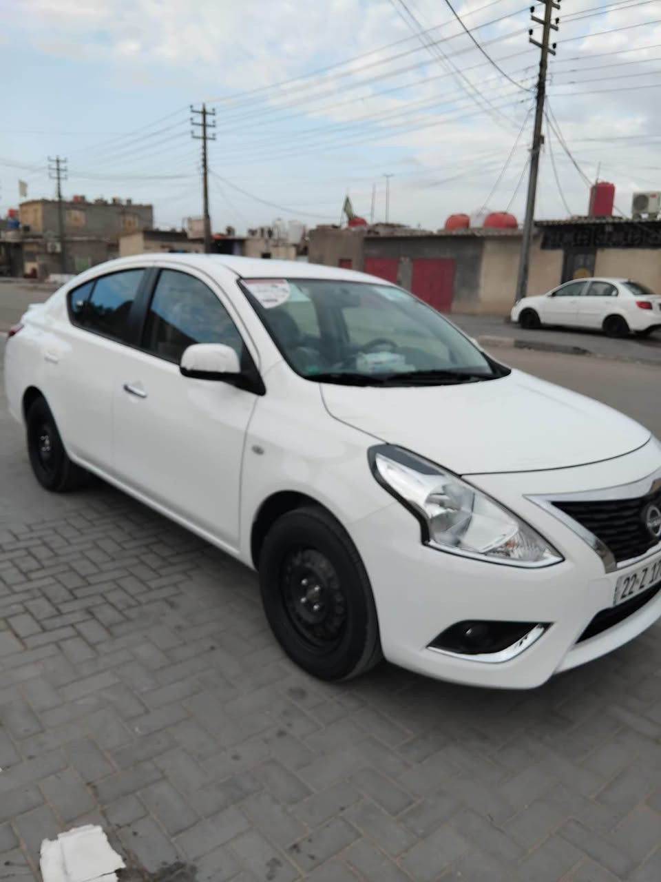 نيسان صني مديل 25 هندي بليته الزركه ماشيه 8 الاف بسم  شركه صادره وكاله ام ضمان شركه السور سياره جديده كفاله  عدا رصعتين بلقماره مكلف بنشر السعر 135 وبيها مجال بسيط *********** البصرة, العراق
