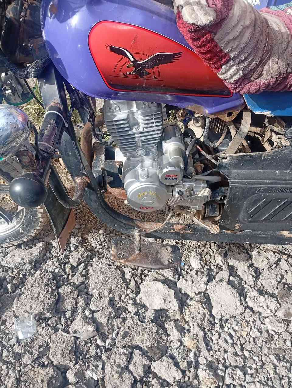 ستوته موديل 20 بيها مكينه 25 جاهزه من كل شي ستوته مقفوله من كل شيء سعرها 1,750 وبيها مجال للشرايه مكانه حله سياحي رقم الهاتف ***********
