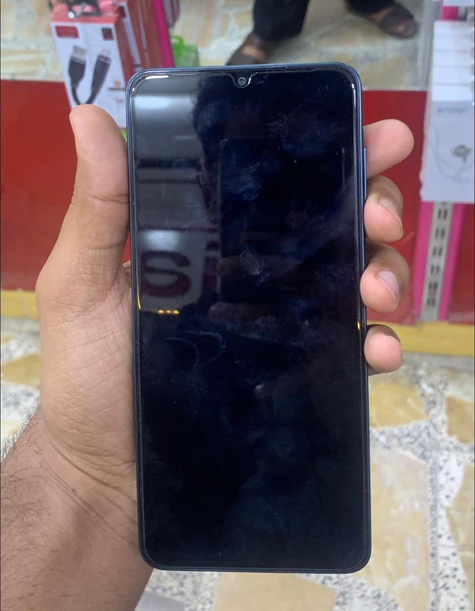 سامسونج A05
ذاكره 128
استخدام شهر واحد بس 

مكاني ذي قار الشطره 
***********
