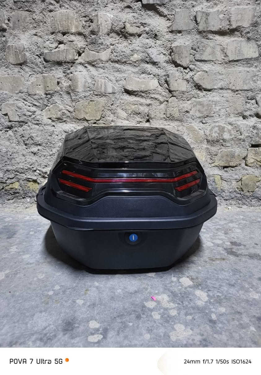 قراض دراجه للبيع كلهن جدد مابيهن اي نقص
درع +  اربع عدسات +قواعد مالاته  . سعر(50) 

جنط صفح مابيهن نقص + قواعد  . سعر (110)

صندوك جي اس  جديد + قاعده  . سعر  (35) 

صندوك وسط اصلي مال امزون  سعر (30) 

تقليف مال بوكسر + دايون  جديد  . سعر (15) 

القراض كلهن جدد مابيهن اي نقص.... 

قواعد كامله براقي مالاتهن كاملات.... 

كل جنطه اله مفتاح  خاص 🔑 

مكان بغداد المعامل

رقم *********** 
بي واتساب
