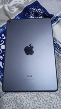 ايباد ميني 5 • شاشته مكسوره • ناصريه