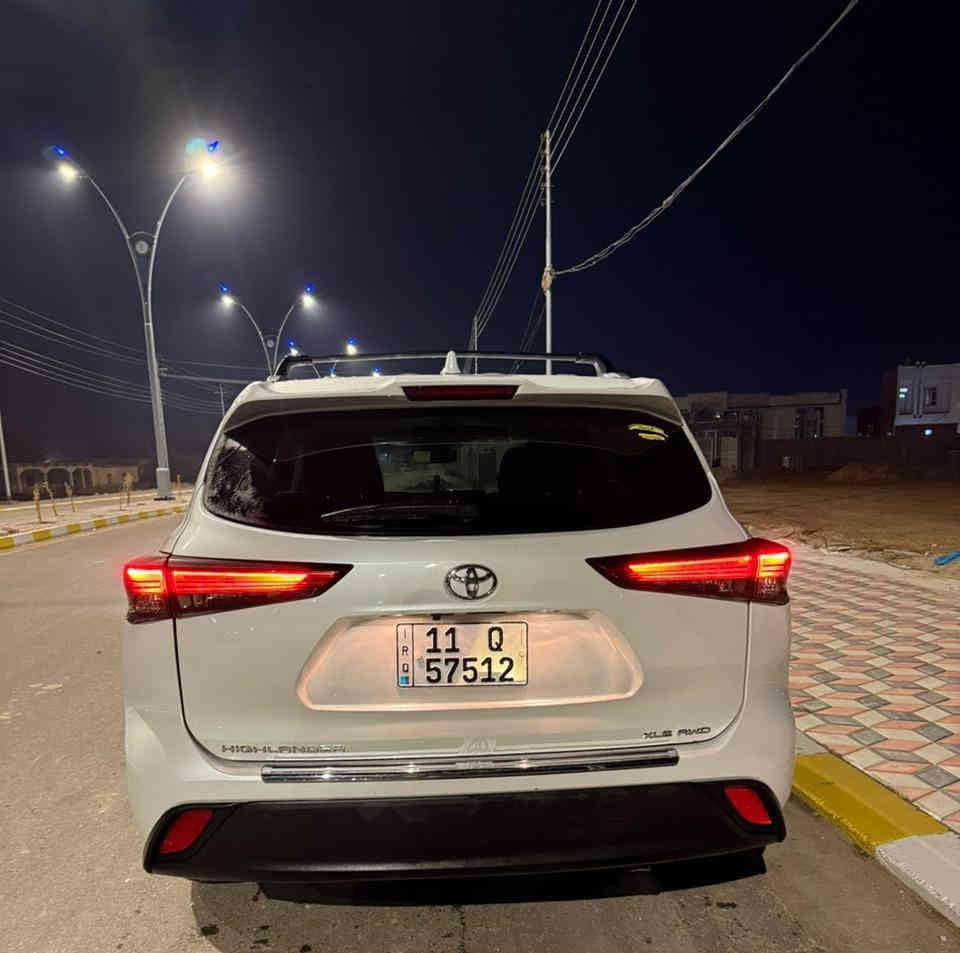 السلام عليكم ورحمة الله
للبيع 
هايلندر _ 2023  
ماشية 32
وارد امريكي
فول مواصفات 
الضرر : بنيد  
السعر : 320 و بيها مجال 
الرقم : ***********
الرقم : ***********
المكان : القائم
