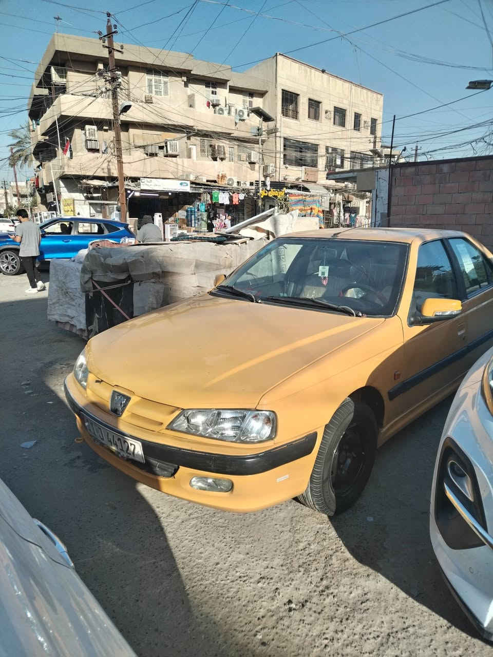 السلام عليكم بيجو بارص ٢٠١٥ سنويه بسمي مصفره هيئه وغرامات سياره خير من الله مكينه لاتنقيص وله تبخير كير كفاله كلج جديد صدر سياره جديد كبل لشارع تبريد ثلج غير متواجد على الفيس رقمي *********** السعر ٤٥ بي مجال بسيط
