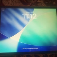 ايباد 9 للبيع نضيف جدا بيه بس ضربه بسيطه حته مابينه مثل ماموضح بالصوره...