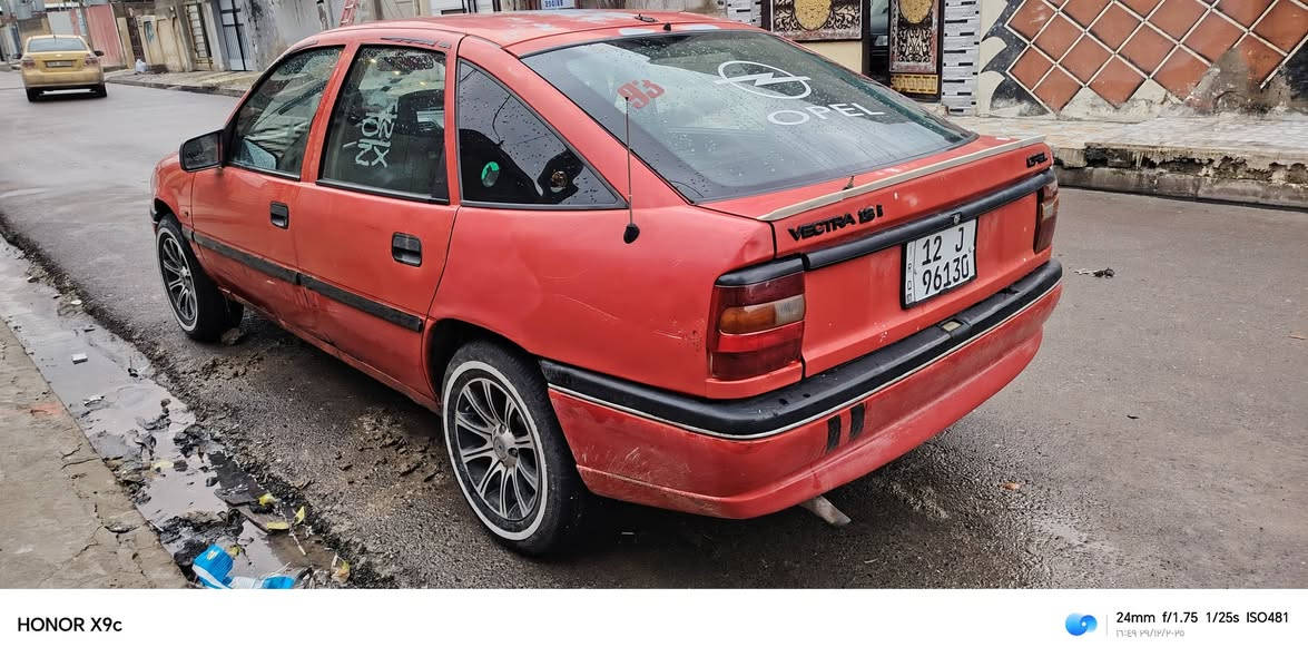 للبيع حجم ١٨ موديل 1993 السعر ٣٢  ***********
