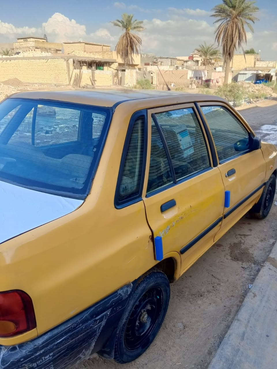 سلام عليكم سايبه موديل 2011 كشرها حلو بس بيه طخه بلباب الخلفي و محرك بي تبخير شواصي مكفوله تبريد شغال ثلج مصفرة هيئة وغرامات بسمي تحويل ثاني يوم مكان بغداد حي اور السعر 24 وبيها مجال للشراي هذا رقمي ***********
