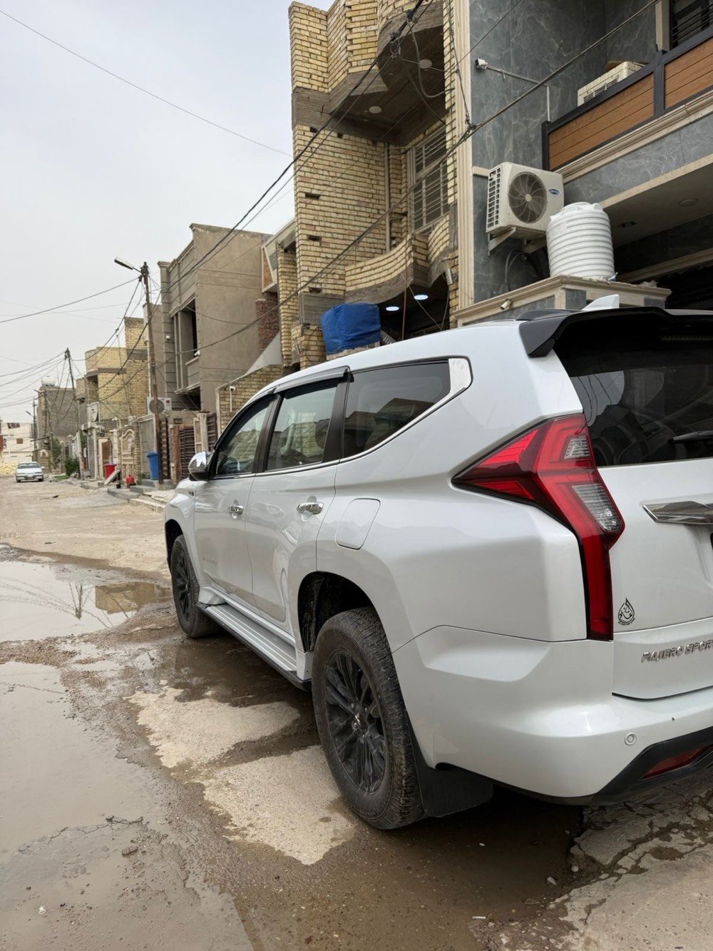 باجيرو موديل 2020 رقم أربيل السياره كفاله عده شخط بالجاملغ الأمامي السياره باسمي ماشيه 89 مكان بغداد الدوره السعر 21 الف رقم الهاتف ***********