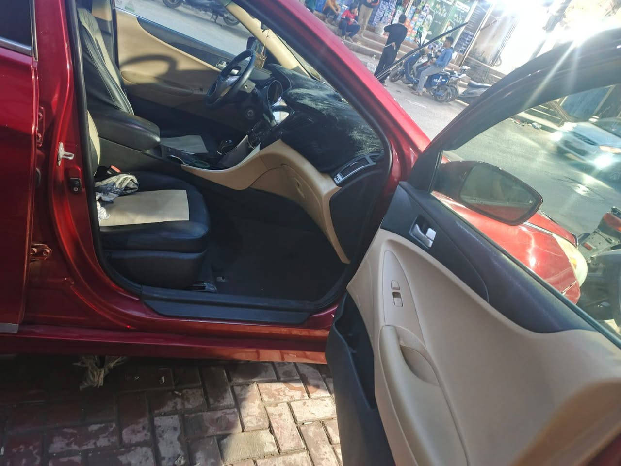 سوناتا 2011 وارد امريكي محرك gdi محرك كير جديد السياره داخل بيجي داخلها كلش حلو السياره صبغ اموضح بالسونار حادثها بنيد فقط وشرط بدون داخل شواصي لغود مكفوله وعندي بيها 3 سونارات كلهن نفس الشي السياره جديده بمعنى الكلمه رقم ديالى بسمي المكان بغداد الكريعات 

السعر 95 وبيها مجال 

***********
