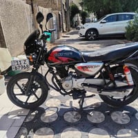 دراجه بوكسر موديل 2022 مرقمه رقم بغداد تحويل ثاني يوم  دراجه مجفته مره...