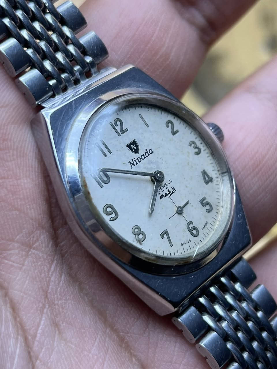 نيفادا سويسري اصلي استيراد الاجهزة الدقيقة نصب تكويك 17 حجر عقرب ثواني منفصل قطر 32-31 نوادر و تحفه 

لمعرفة السعر خاص فضلاً 
واتساب ***********
