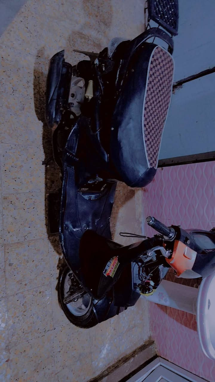 سلام عليكم فراشه فحل مكفولة برغي ما عايزة مكينة مامفتوحة سعر 300 مكاني نجف نتصال ***********
