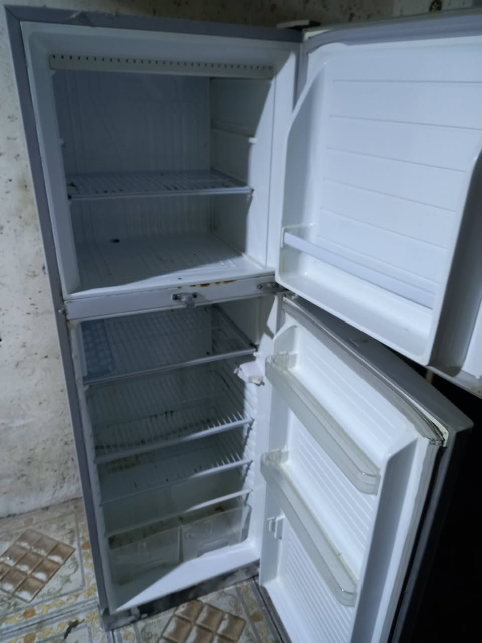 ثلاجه نظيفه لو جديده السعر 80 وبيها مجال


**إذا كنت صاحب هذا الإعلان وتريد حذفه لأي سبب، رجاءا أرسل رسالة إلى الدعم الفني**