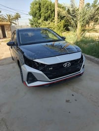 سياره هونداي i 20 موديل 2023 للبيع سياره جاهزه الصبغ نقص بس لايتات سيا...