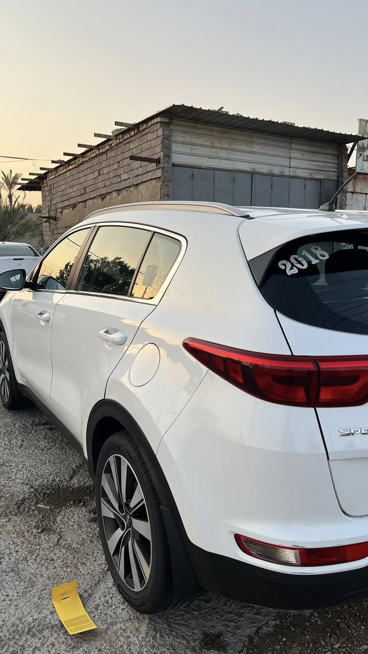 السلام عليكم
للبيع كيا سبورتج 2018 رقم بصره تحويل ثاني يوم سنويتها لغايه 2029 السياره قماره حديد خمسه راكب قطعتين تبريد المرايات شفط عند القفل ويل 19 محرك 4 سلندر 2000 دوش السياره بيها رصعات بسيطات في الجاملق الأمامي والجاملق الخلفي والباقي كفاله عامه من البارد والصبغ والتبديل 

السعر خاص او شراي اتصل 

مكان السياره في البصره كرمه علي 

رقم ***********
