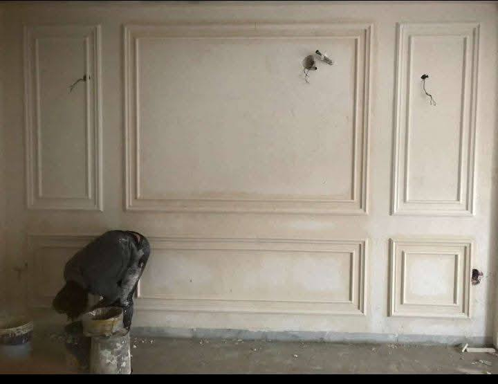 خلفة ديكورات وصباغ متفرغ اشتغل جميع انواع الديكورات صبغ جبس بورد سحبات بأنواعها واجهيات سقوف ثانوية كل مايلزم الديكور مكاني بغداد اطلع قطعي وباليومية ***********___*********** علي الصباغ
