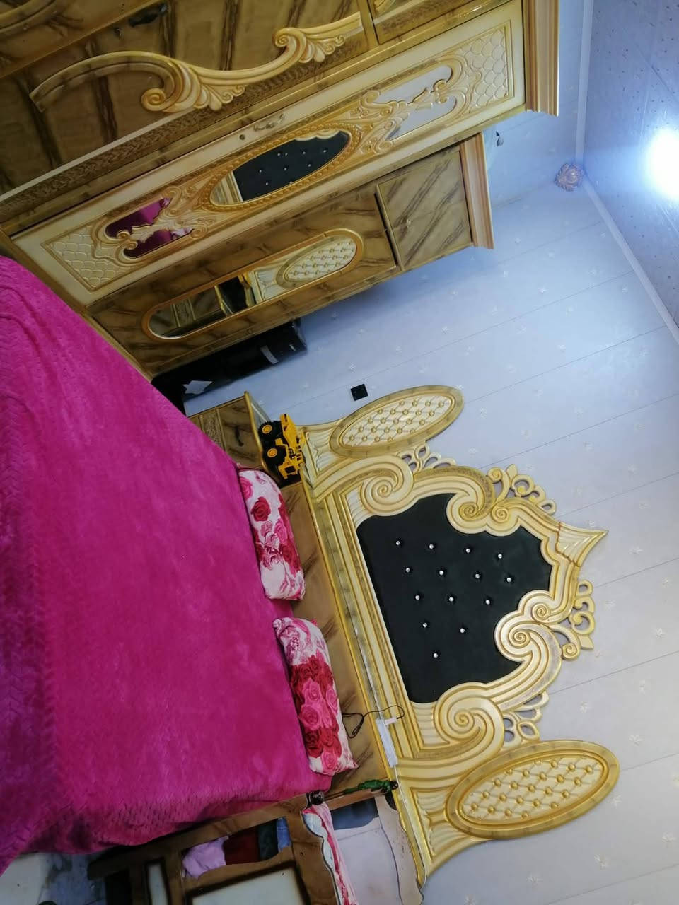 غرفه للبيع السعر ٥٠٠


**إذا كنت صاحب هذا الإعلان وتريد حذفه لأي سبب، رجاءا أرسل رسالة إلى الدعم الفني**