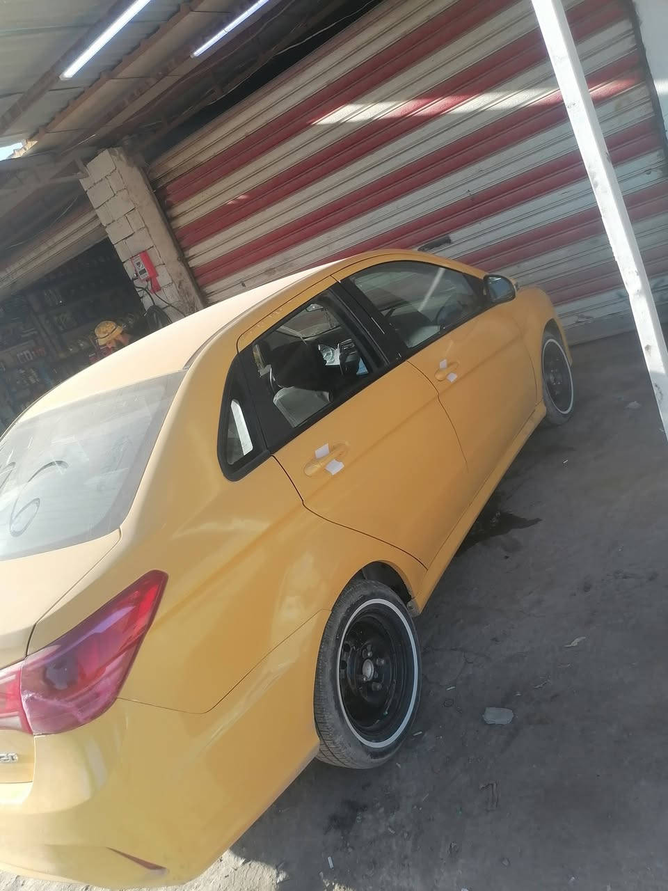 السلام عليكم سياره بايك دي 20 كفاله ما عده دعاميات صبغ سعر 50 بيه مجال مكاني بغداد ناحية الرشيد ***********
