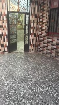 دار 200 متر حي الكوفه جهة اليمين وجه 10 نزال 20 للبيع الاتصال على الرق...