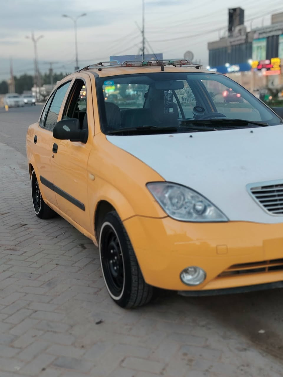 سلام عليكم طيبه للبيع موديل 2015 سياره جاهزه من كل النواحي تبريد ثلج صدر كهربائيات كله كامله مصفره هيئه وغرامات هزه بعده ماخلصانه سنويه لل ٣١ بيه جاملغ الايمن فقط شاشه بيه سعره ٣٦ وبيه مجال مكاني الدوره ابو دشير للاستفسار ***********
***********
