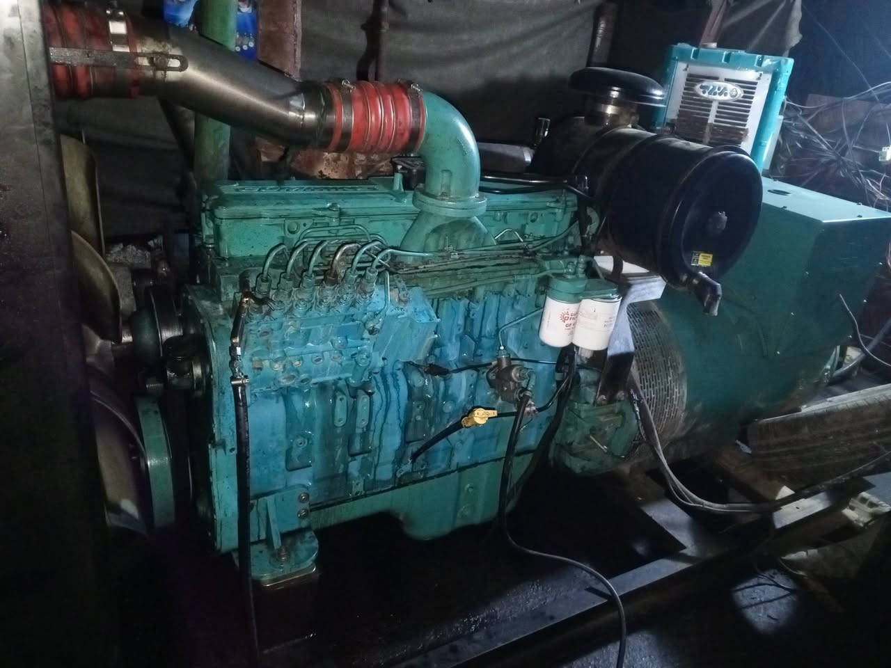 مولده كمنز 24 ولف 114
250 KVA
راس توليد ستامفورد نحاس 
المولده جديده مستخدمه 10 اشهر 

مكفوله كفاله 
السعر الاتصال 
***********
