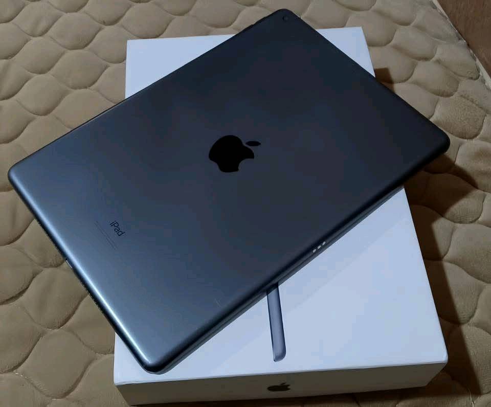 ايباد 9 ذاكرة 64 فقط مبدل كلاس شاشه اصلي مال تفصيخ  مكاني ديالى خان بني سعد 