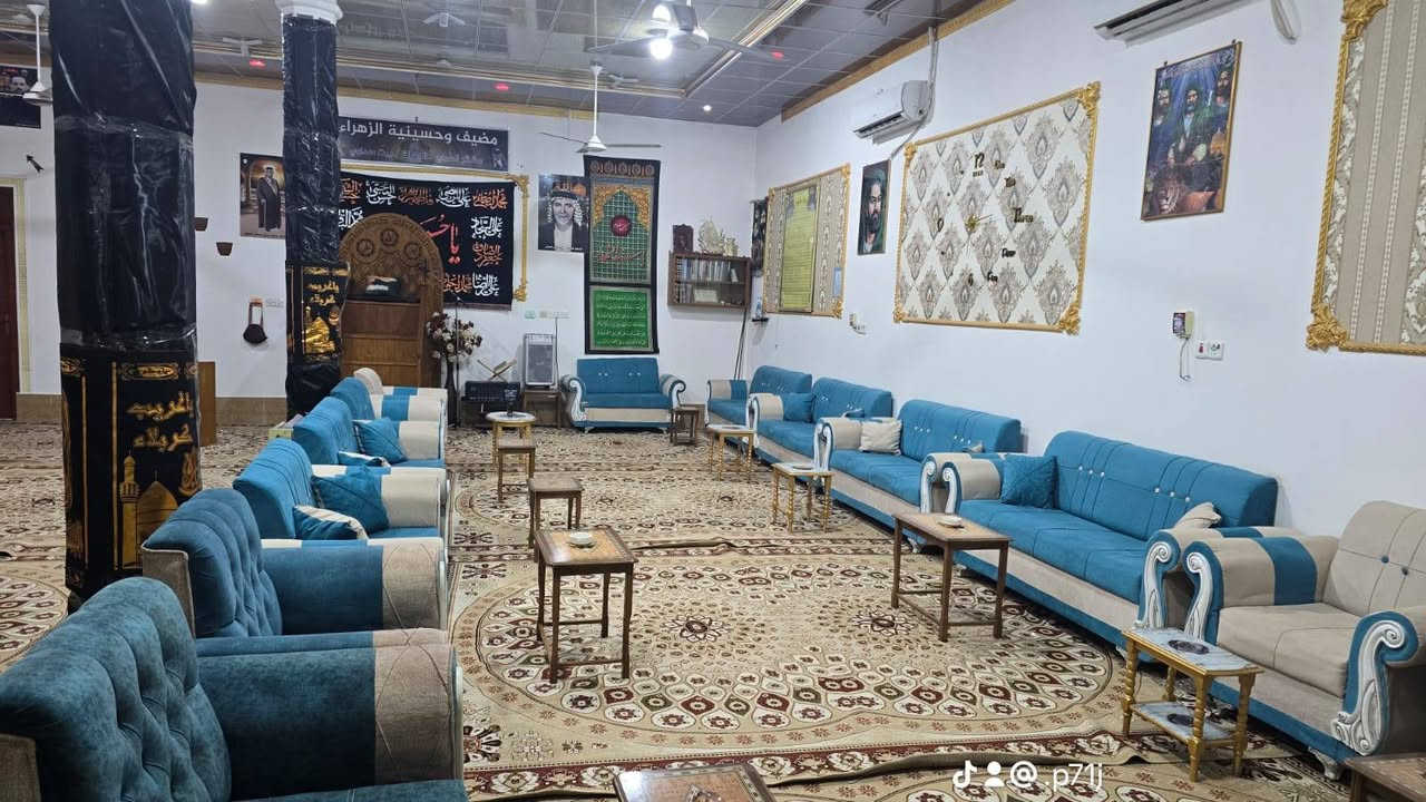 بيت للبيع في شط العرب الجزيرة
الفيروزيه شارع ١٦ 
طابو صرف زراعي المالك موجود 
المساحه ٢٧٥ على شارعين فرعيات
الطابق الأول غرفه وهول ومطبخ وصحيات 
الطابق الثاني ثلاث غرف وهول وصحيات 
ديوان او حسينية  مع طارمه ومخزن وصحيات خارجيه  بناء حديث 
السعر ١٨٠ مليون وبيه مجال ***********
