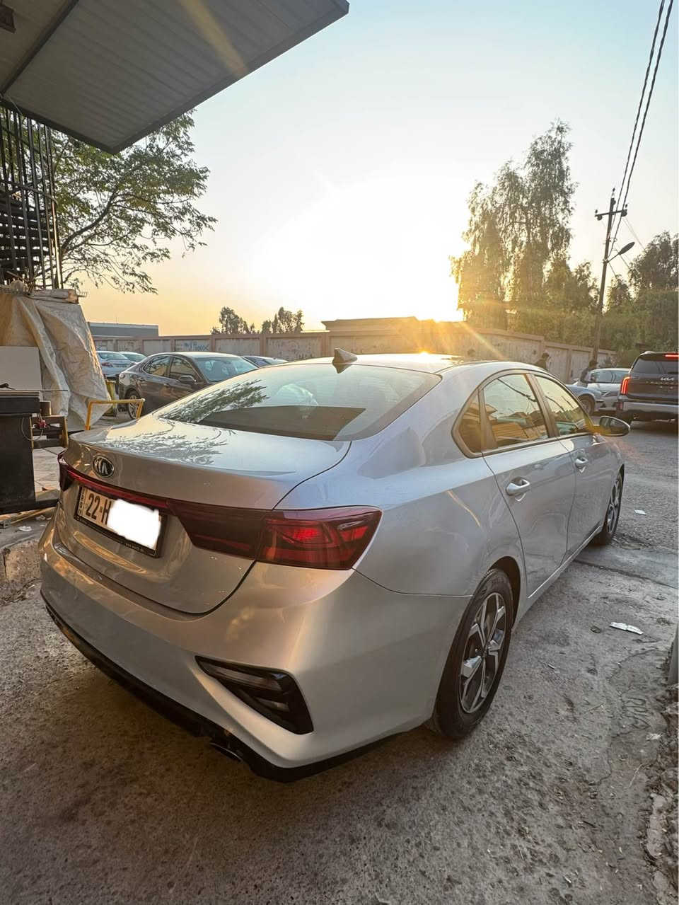 سلام عليكم 
كيا فورتي 🇺🇸 2020مواصفات معروفة ،شاشة،كاميرا،رادار،لايت ليد زينون عدسة، تعديل سرعة، مود سبورت ايكو نورمال،سيارة كير محرك حدادية حجر كلى بشرط ،سيارة بي ٣ قطعة و نص ايرباك فقط ستيرن بجم خلف كبس ،سيارة رقم سنوي جديد بااسمي تحويل مباشر ،سعر 💣١٢٥$ 💣 بي مجال /*********** واتساب …. أربيل, العراق
