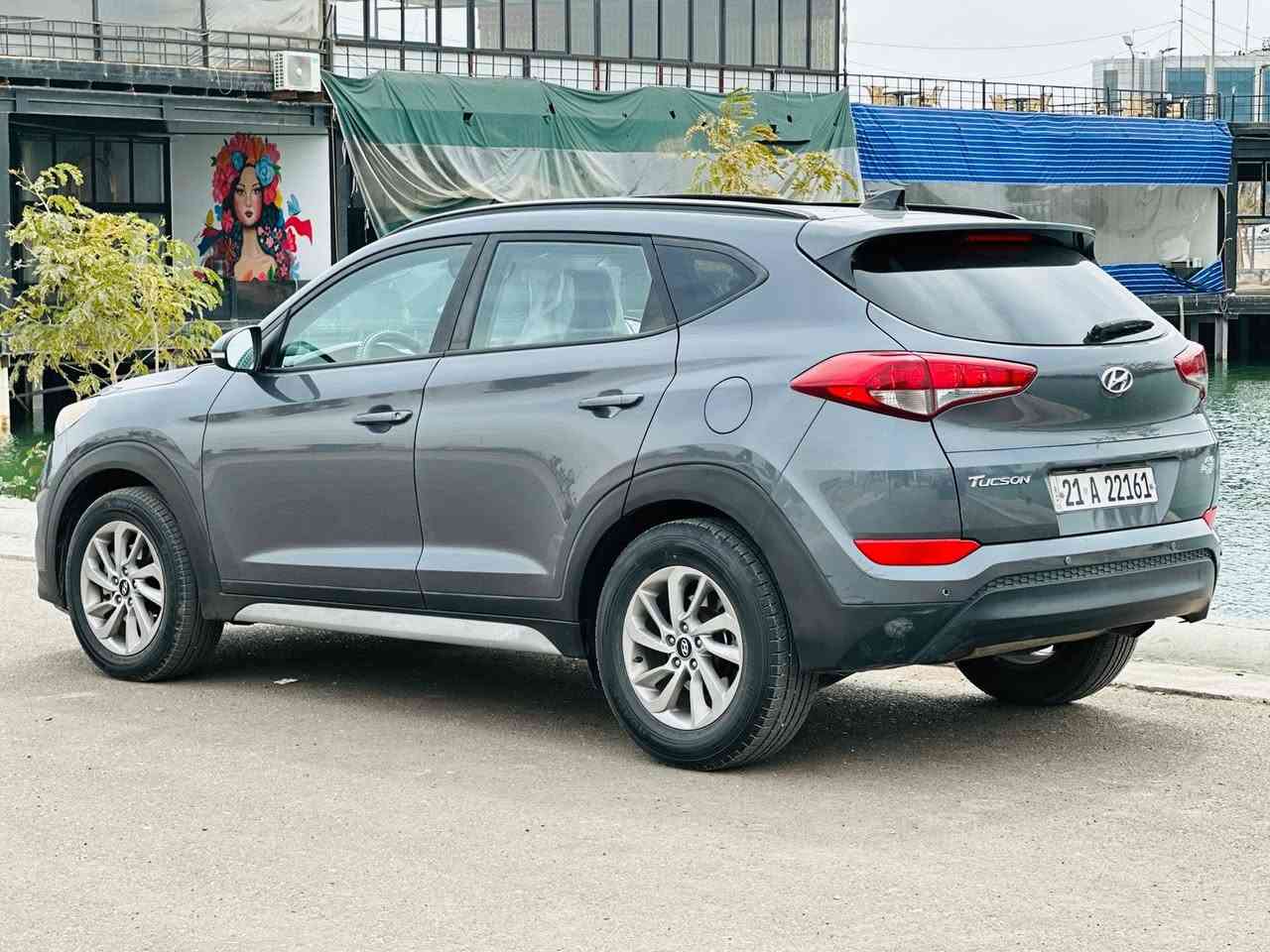 السلام عليكم بيع مستعجل
السعر 144وبيهة مجال 💸
رقم الهاتف ***********
توسان 
موديل 18
فول واحد على واحد
بنوراما
تحكمات ستيرن جهتين 
كشنات كهرباء 
تبريد قطعتين 
فول ويل دفع رباعي 
شاشا كبيره
كامره خلفية دوارة 
نضام ايكو تقليل الوقود 
نضام سبورت 
رادار 
اشاير بل مري 
شنو مواصفات بالك بيه
ماشيه 38ml 
سعره144وبيهة مجال 
مكفولة كفالة عامة من كلشي 
رقم اربيل بأسمي جديد 
رقم الهاتف ***********
مكانهة بغداد الرصافة
