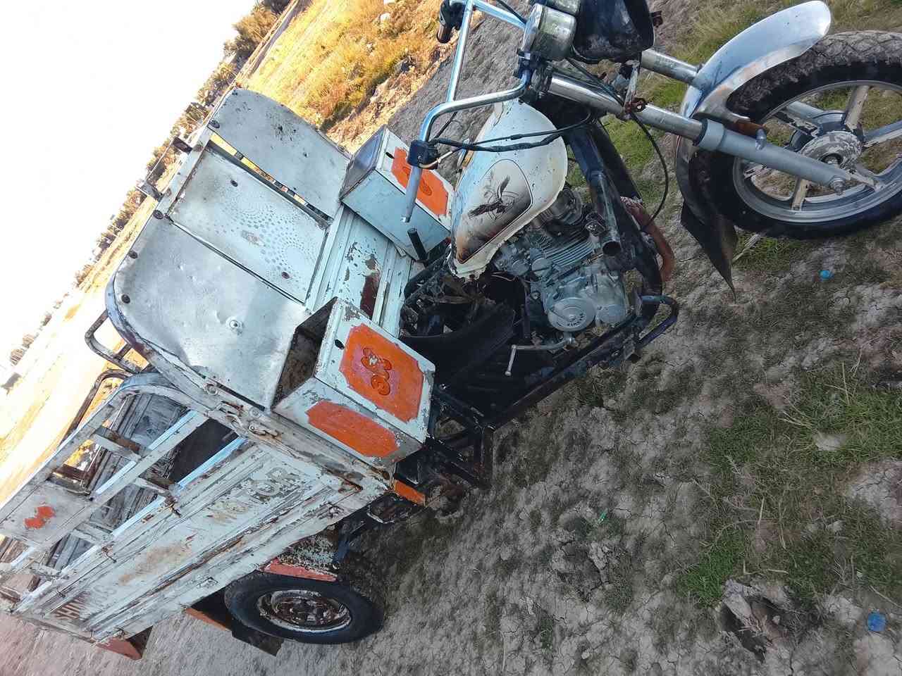 السلام عليكم ستوته للبيع موديل 15 ومجفتها جديد السعر ب 725 وبيها مجال المكان ديالى الاتصال ***********
