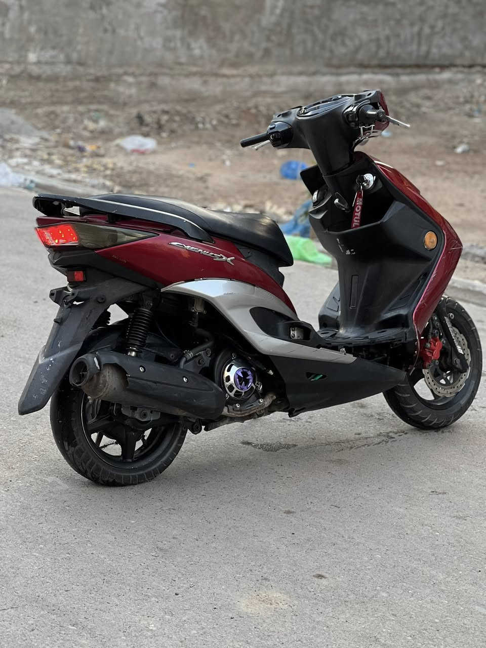 دراجه سكنس لد ياباني خطين شلعه ومعدل تشك الكاع تخم كلجات رياضي ماركه(روش) + سلف رياضي الدراجه تخبل من كل النواحي ناقصهة فقط ترايش + الجاملغ موجود سعرهة 925 وبيهة مجال


**إذا كنت صاحب هذا الإعلان وتريد حذفه لأي سبب، رجاءا أرسل رسالة إلى الدعم الفني**