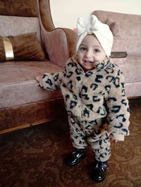 فرع جب حسن • بنطال جينز • جاكيت