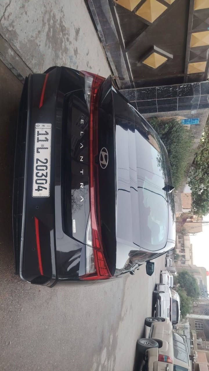 النترا ٢٠٢٥ هايبرد فول ماعدا الفتحة والكشنات رقم بغداد هزه وفحص وترقيم كله جديد صار شهر
١- الون اسود مبدل بيه ٣ قطع بلادي بدون صبغ ليبل
٢- رادار امامي جانبي خلفي
٣- تحديد مسار قيادة آلية
٤- ثلاثة أنظمة قيادة ( اسبورت + ذكي + اقتصادي)
٥- حساسات خلفيه وامامية
٦- تحكم استيرن
٧ - شاشة تدعم كار بلي
٨- بريك ذكي
٩- رادارات بالمري الجانبية
* ملاحظة / السيارة صارلها شهر من دخلت العراق رقم *********** السعر ١٦٥ وبيه مجال
